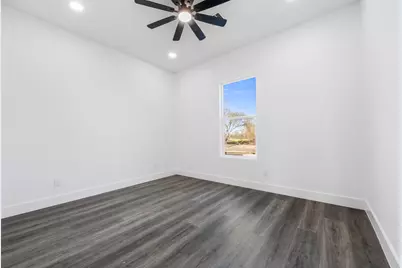 1306 Duff Lane, Houston, TX 77022 - Photo 26