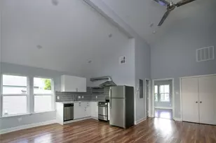 210 Burr St, Houston, TX 77011 - Photo 12