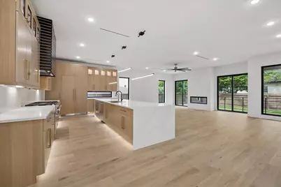 4622 Willow, Bellaire, TX 77401 - Photo 14