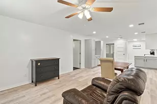 8714 Holly Hills Dr, Tomball, TX 77375 - Photo 38