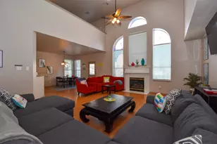 10102 White Oak Trail Ln, Houston, TX 77064 - Photo 2