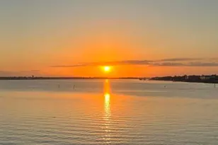 401 Lakeside Ln, Houston, TX 77058 - Photo 12