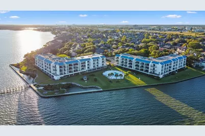 401 Lakeside Lane #203, Houston, TX 77058 - Photo 2