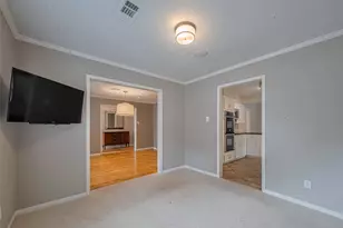 927 Carlingford Ln, Houston, TX 77079 - Photo 6