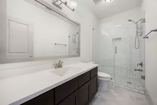 6703 Saxton Manor St, Houston, TX 77055 - Photo 32