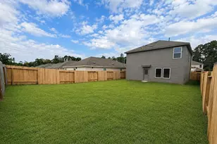 13530 Bay Springs Dr, Conroe, TX 77303 - Photo 2
