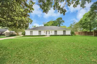 904 Victoria Dr, Richmond, TX 77469 - Photo 2