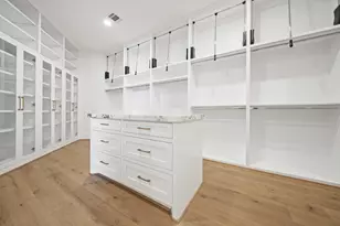 4610 Sunset Cir, Sugar Land, TX 77479 - Photo 22