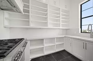 4610 Sunset Cir, Sugar Land, TX 77479 - Photo 10