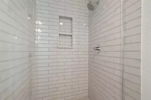 3215 Ann Arbor Dr, Houston, TX 77063 - Photo 22