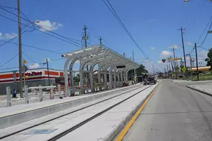 921 Booth St, Houston, TX 77009 - Photo 14