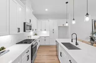 1021 Upside Wheatley Ln, Houston, TX 77091 - Photo 6