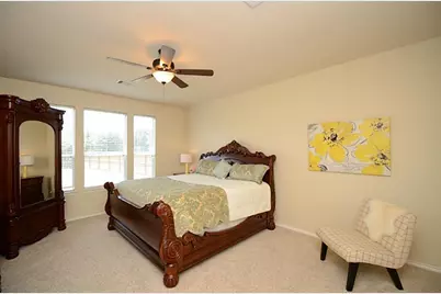 5002 Hearth Hollow Lane, Sugar Land, TX 77479 - Photo 16