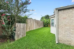 9103 Chesney Downs Dr, Houston, TX 77083 - Photo 32