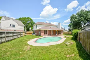 4013 Ivywood Dr, Pearland, TX 77584 - Photo 1