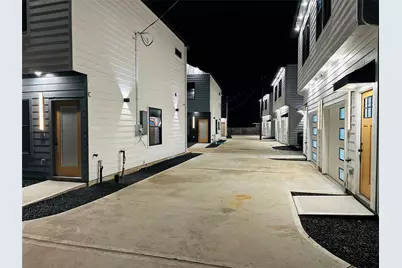 4613 Bricker Street #A B C, Houston, TX 77051 - Photo 20