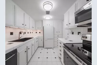 656 S Ripple Creek Drive #656, Houston, TX 77057 - Photo 12