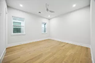 902 Knox St, Houston, TX 77007 - Photo 26