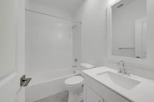 7811 Jasper Mdws Wy, Angleton, TX 77515 - Photo 14