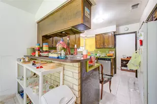 2015 Mardel Ct, Houston, TX 77077 - Photo 38