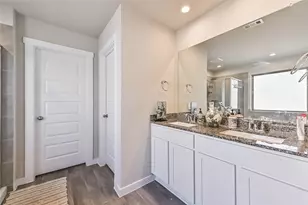 136 Little Spg Ct, Anahuac, TX 77514 - Photo 24