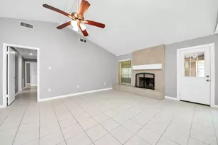 10707 Shannon Hills Dr, Houston, TX 77099 - Photo 16