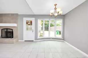 10707 Shannon Hills Dr, Houston, TX 77099 - Photo 22