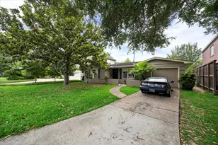 3318 Mid Ln, Houston, TX 77027 - Photo 2