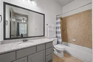 90 Player Oaks Pl, The Woodlands, TX 77382 - Photo 28