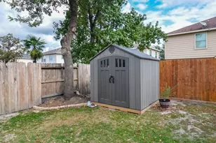 29610 Benson Springs Ln, Spring, TX 77386 - Photo 22