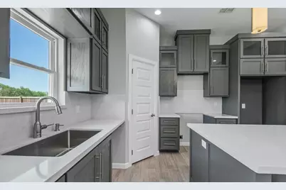 9488 S Queen Palm, Brownsville, TX 78566 - Photo 4