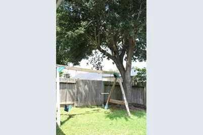 16014 Clayton Green Drive, Houston, TX 77082 - Photo 24