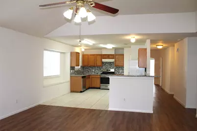 16014 Clayton Green Drive, Houston, TX 77082 - Photo 6