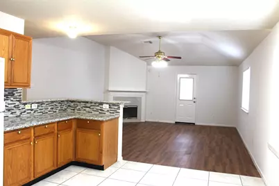 16014 Clayton Green Drive, Houston, TX 77082 - Photo 8