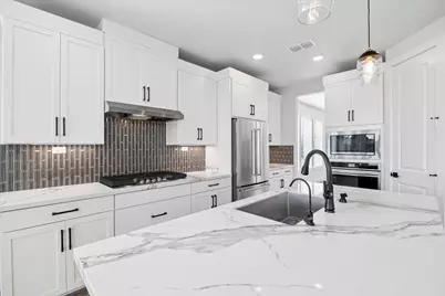 31435 Beacon Cove Trail, Fulshear, TX 77441 - Photo 12