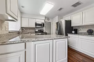 8406 Hot Springs Dr, Houston, TX 77095 - Photo 18
