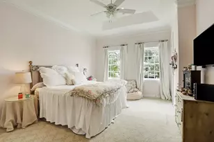 11328 Surrey Oaks Ln, Piney Point Village, TX 77024 - Photo 26