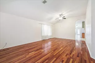 9717 Cottage St, Pearland, TX 77584 - Photo 2