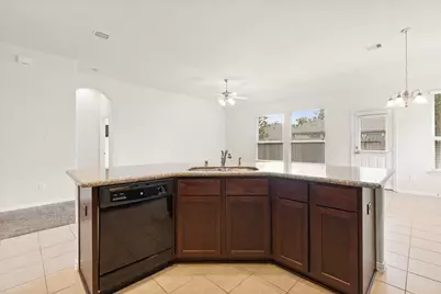 611 Orchid Hill Drive E, Conroe, TX 77301 - Photo 16
