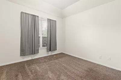 611 Orchid Hill Drive E, Conroe, TX 77301 - Photo 6