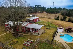 875 An County Road 2150, Palestine, TX 75801 - Photo 1