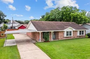 131 Highland Terrace, League City, TX 77573 - Photo 4
