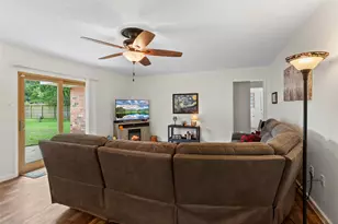 131 Highland Terrace, League City, TX 77573 - Photo 6
