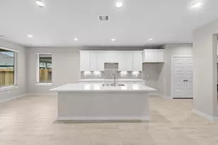 2495 Forest Cedar Ln, Conroe, TX 77301 - Photo 2