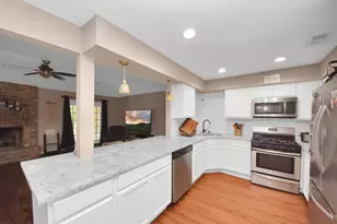 3111 White Blossom Ln, Houston, TX 77338 - Photo 6