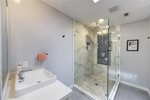 11541 Riverview Dr, Houston, TX 77077 - Photo 24