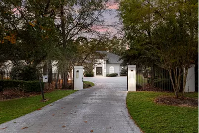 134 Trinity Oaks Court, The Woodlands, TX 77381 - Photo 4