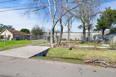 0 Longview, Houston, TX 77020 - Photo 2