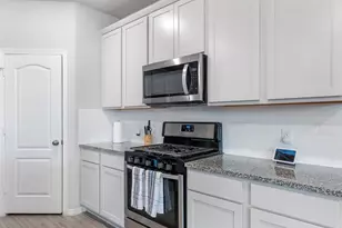 10811 Violet Bloom Dr, Tomball, TX 77375 - Photo 16