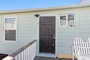 1919 Avenue O, Galveston, TX 77550 - Photo 2